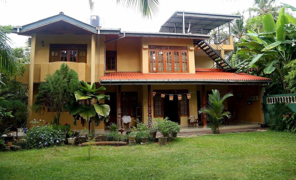 Serenity Villa Хіккадува Екстер'єр фото