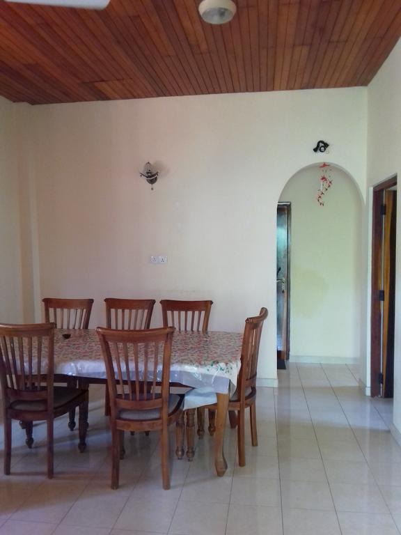 Serenity Villa Хіккадува Екстер'єр фото