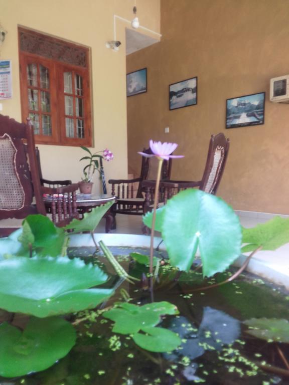 Serenity Villa Хіккадува Екстер'єр фото