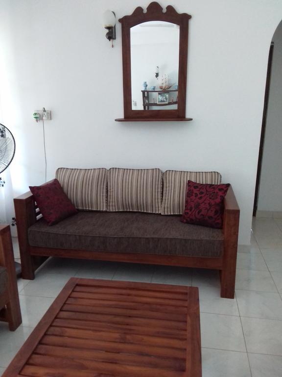 Serenity Villa Хіккадува Екстер'єр фото
